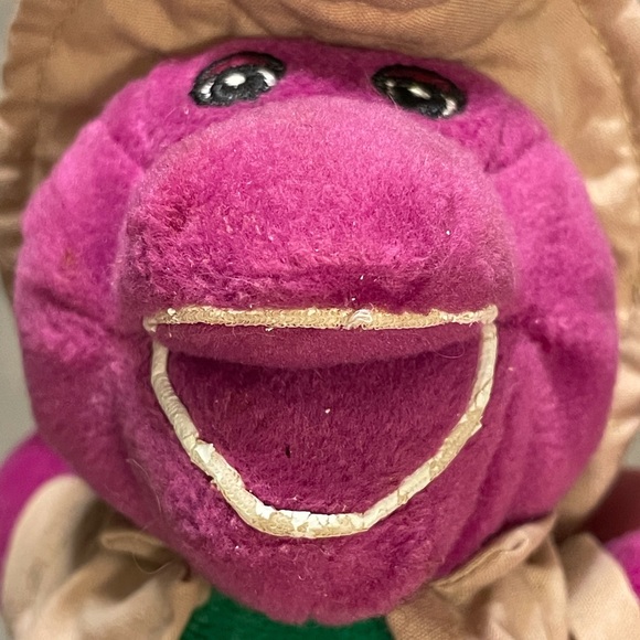 Barney plush/beanie w/ safari outfit Vintage 90’s - Picture 9 of 9